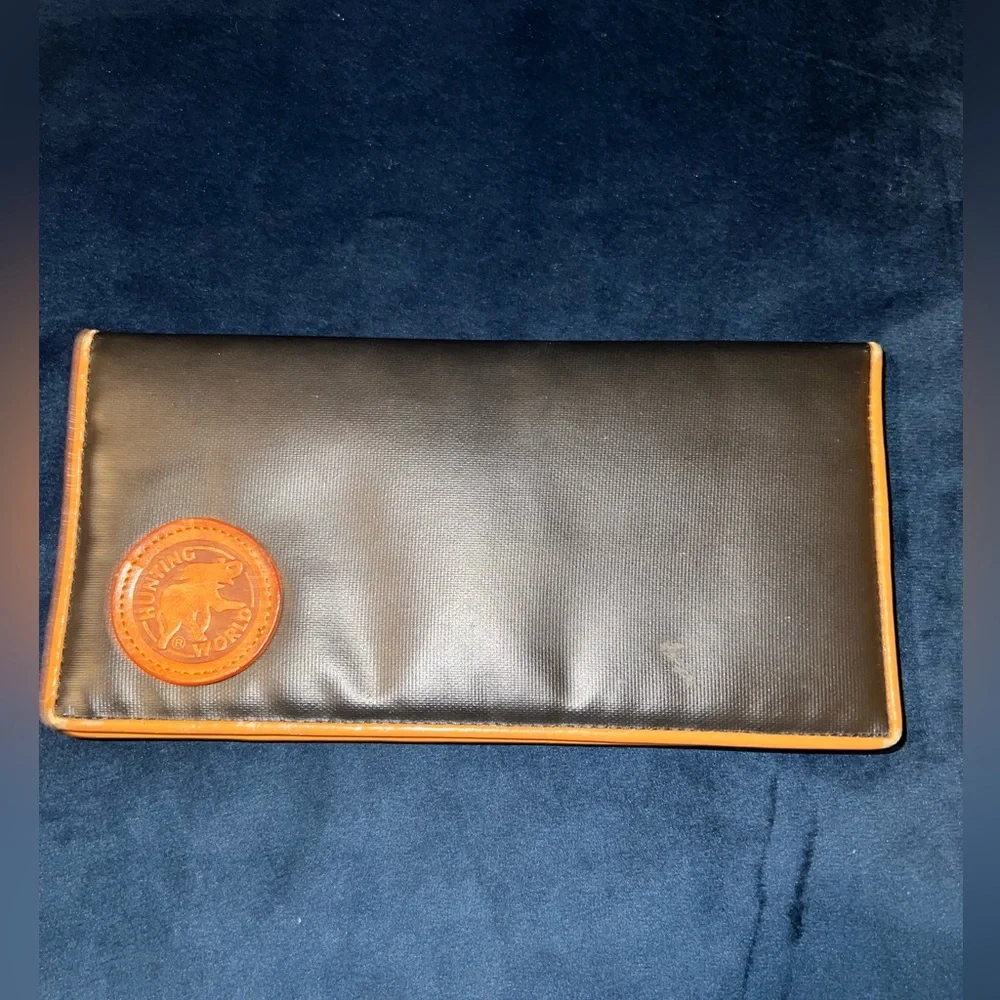 Vintage Hunting World Wallet - Picture 1 of 5